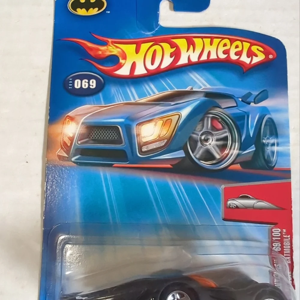 HOT WHEELS 2004 FIRST EDITIONS CROOZE BATMOBILE #69  BLACK FACTORY SEALED